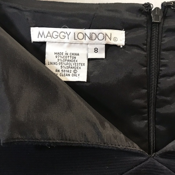 Maggy London Navy Blue Sheath Dress Size 8 - Picture 3 of 3